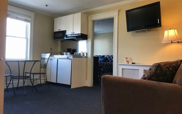 The Winthrop Arms Hotel And Restaurant