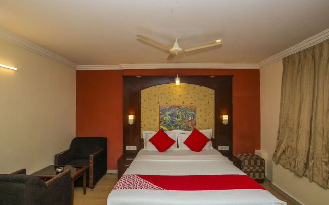 OYO 19227 Hotel Classic Comfort