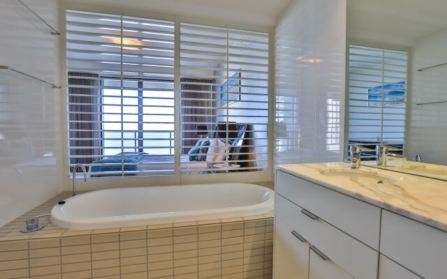Ultra Broadbeach