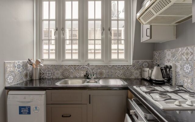 Soho 2 Bedroom Flat By Oxford Circus