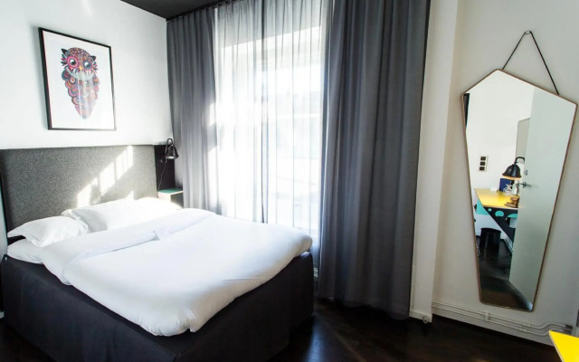 Hotel Flora