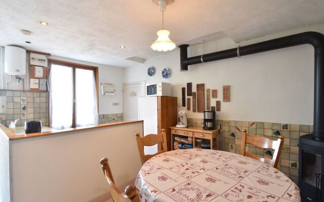 Farmhouse in Fours With Courtyard, Terrace, Fenced Garden