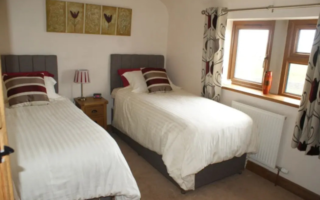 East Wayside Bed & Breakfast
