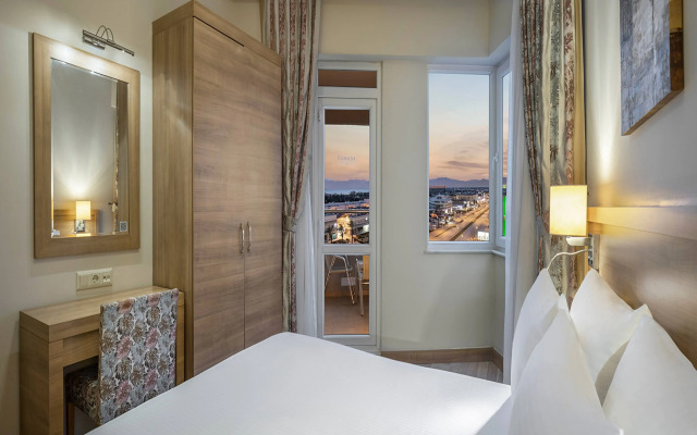 Travelodge by Wyndham Deltona