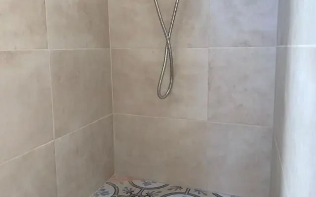 Amplia casa para 6 con piscina