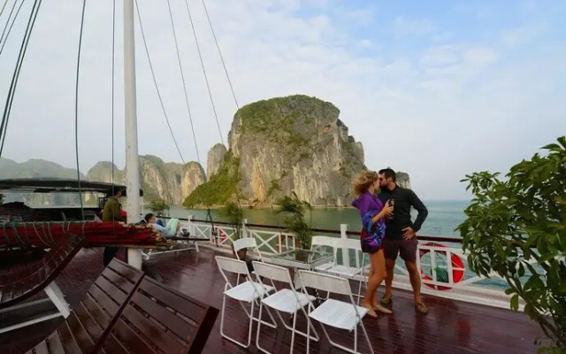 Imperial Legend Cruise Ha Long