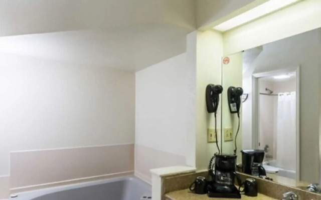 Suburban Studios Florence - Darlington
