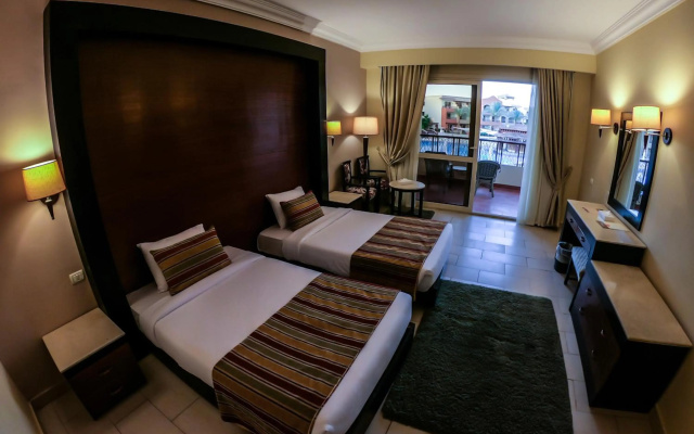 Regency Plaza Aqua Park & SPA
