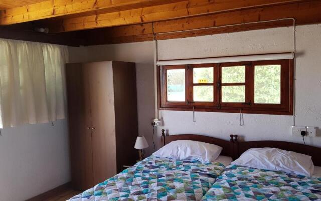 ZORBAS Sea View No 4
