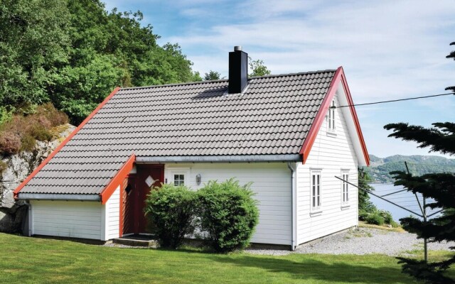 Stunning Home in Lyngdal With 4 Bedrooms