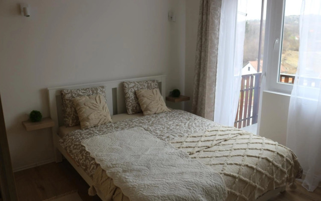 Studio apartman TAJČI