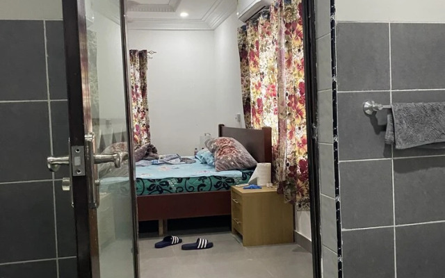 Oyibi New Furnished House - Charming 3 Bedroom