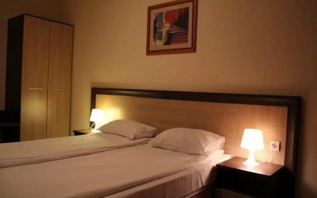 Nevada Aparthotel