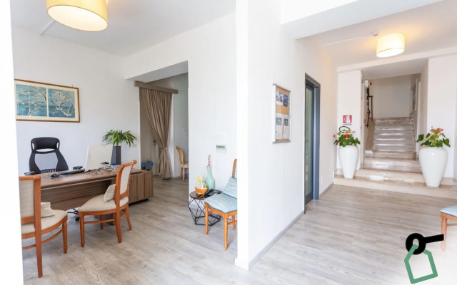 Hotiday Room Collection - Massa Lubrense