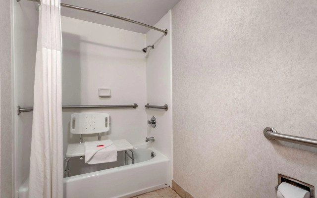 Econo Lodge Broken Arrow - Tulsa