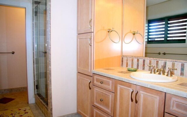 Orchid Point by Hawaii Life