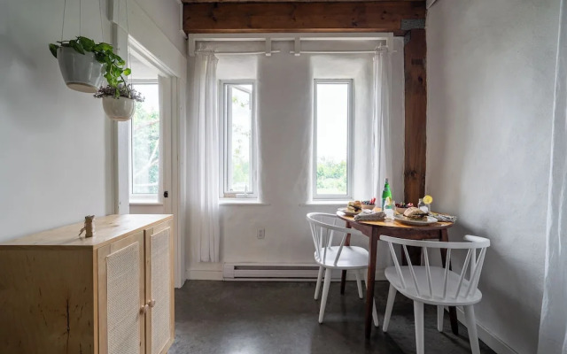 Owl's Nest Suites