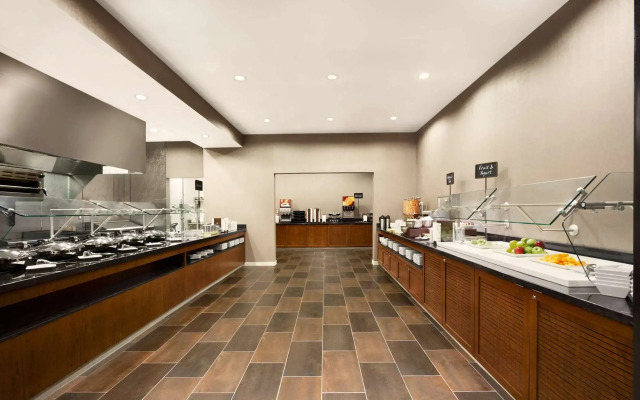 Embassy Suites Springfield