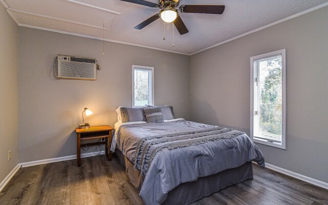 Cozy Mtn. Getaway in South Asheville