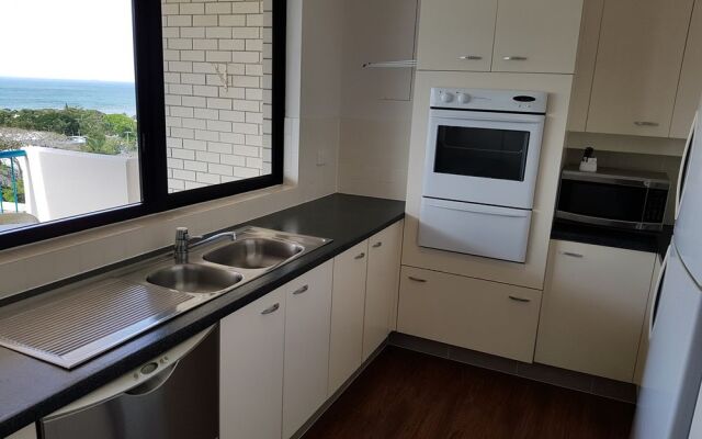 Burgess @ Kings Beach Apartments