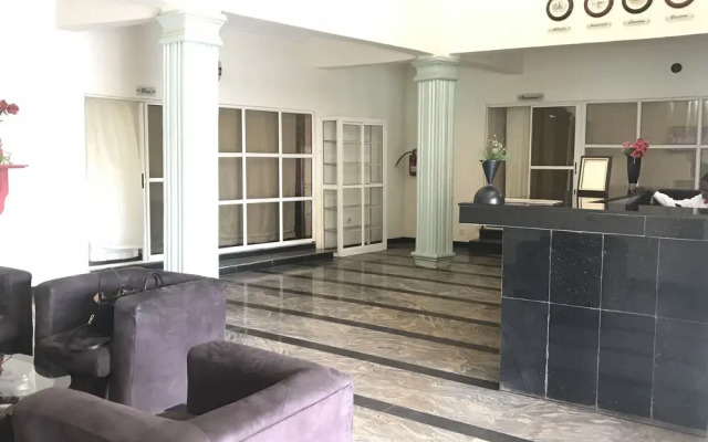 Meadway Luxury Hotels