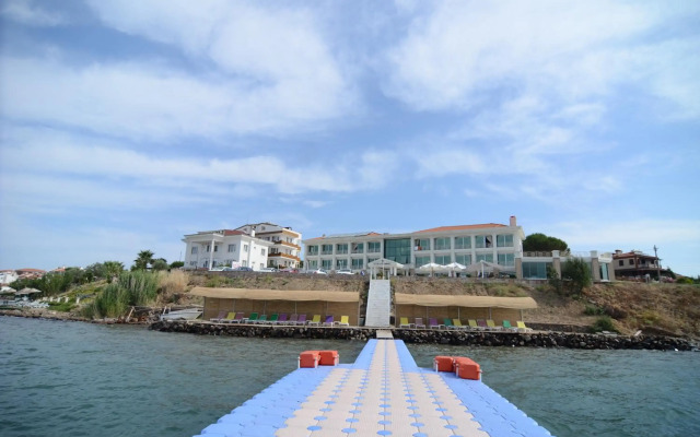 Cunda Kivrak Hotel
