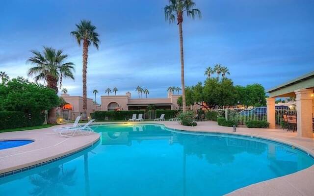 Continental Gardens By Signature Vacation Rentals