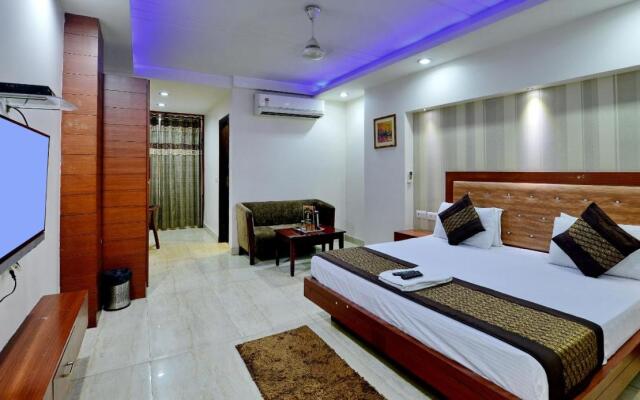 Hotel Emporio Near New Delhi Railway Station