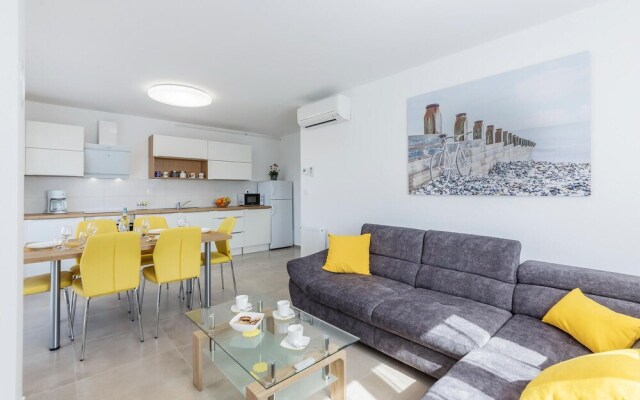 Awesome Apartment in Pula With Wifi and 2 Bedrooms