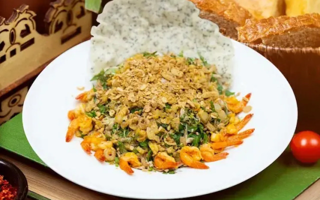 Phu Long Tam Ky Hotel & Restaurant