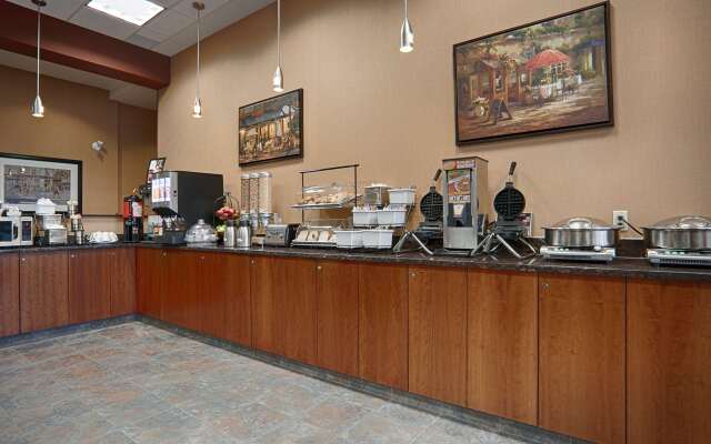 Best Western Plus Chateau Inn Sylvan Lake