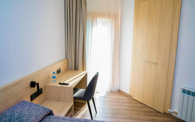 Hotel Jardí Suites-Apartaments