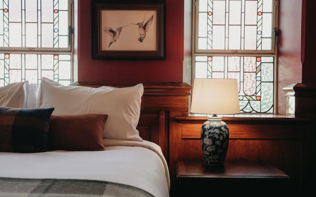 Dunedin House- Boutique Hotel