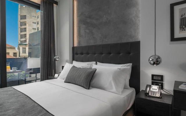 No 15 Ermou Hotel