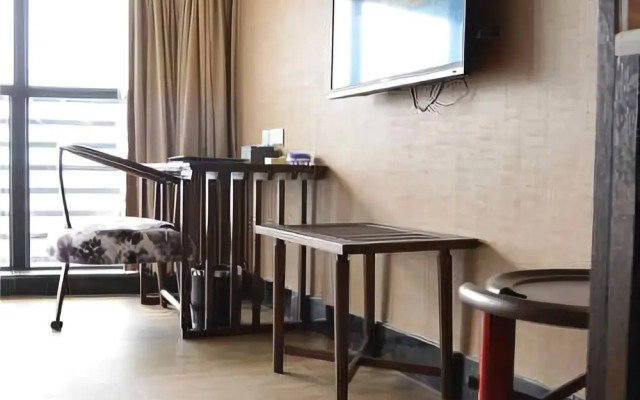 9 Hotel