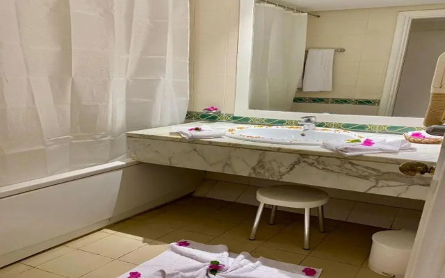 Blumar Resort & Spa