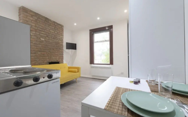 Rentaly London - Green Lanes - Studio 2