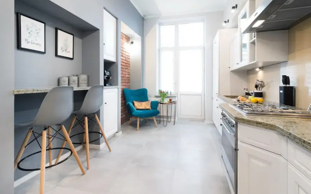 KrakowLiving - Sarego Apartment