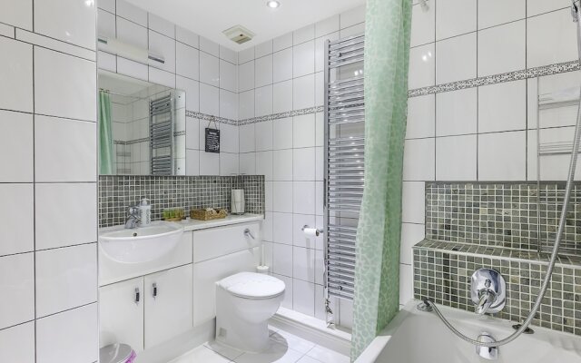 Excel Deluxe Apartment