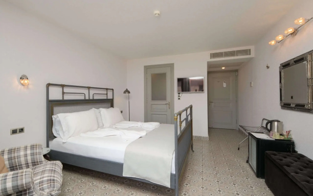 Cunda Labris Hotel