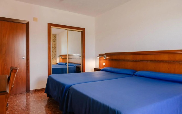 Port Europa Hotel