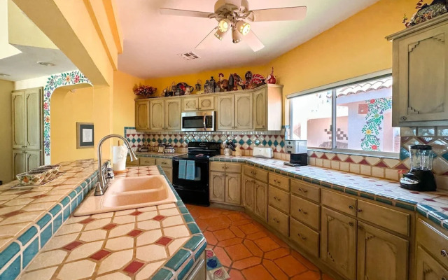 Your Beachfront Escape Close to Everything