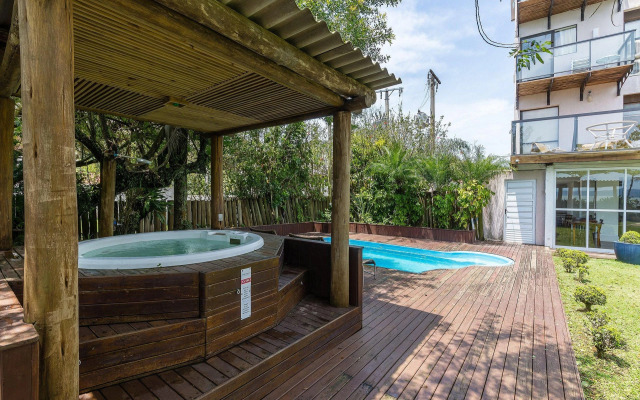 Apto pé na areia em Jurerê JBM201