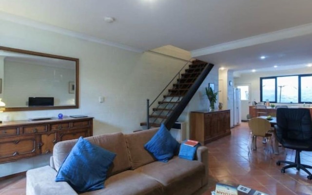 Fremantle Terrace Townhouse