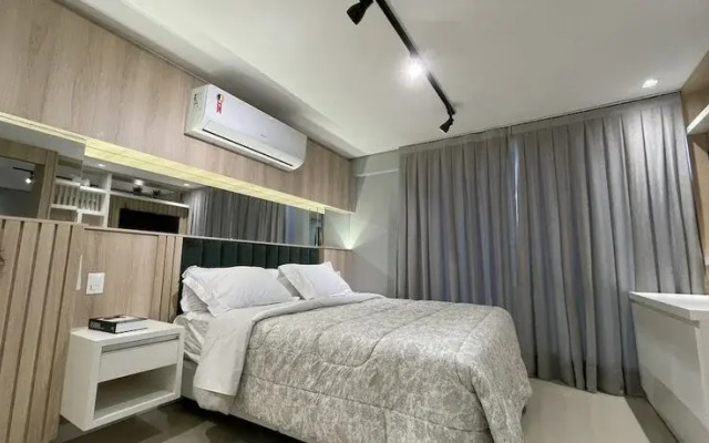 Riverside Residence