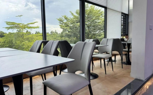 Vanfeel Hotel(Dongguan Machong Huayang Lake Branch)