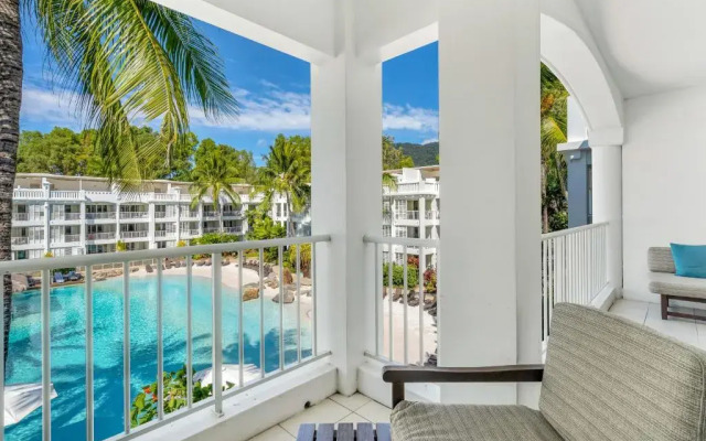 Elysium Private Apartments at The Beach Club