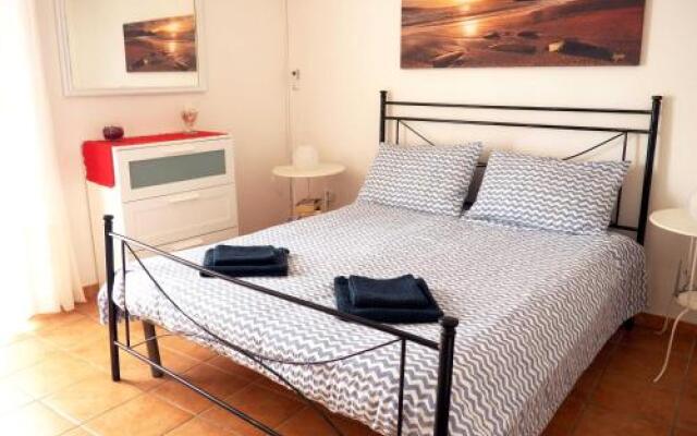 Charming Apartment Ortigia