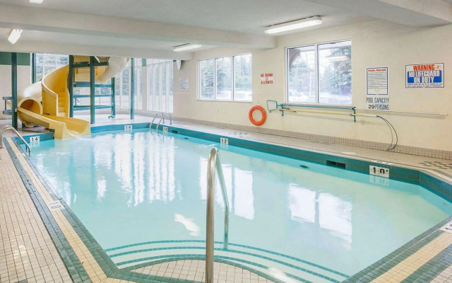 Comfort Inn & Suites University