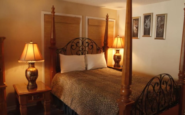 Rumbling Bald Resort